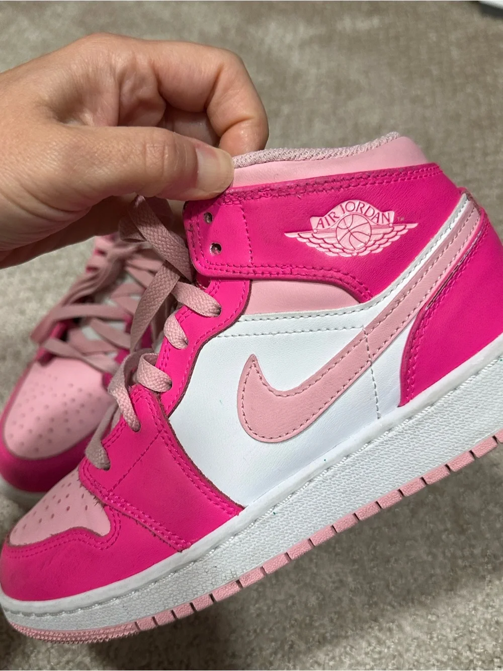 Nike Air Jordan 1 Mid White Fierce Pink